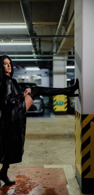 Model - Nerissa Myst heels