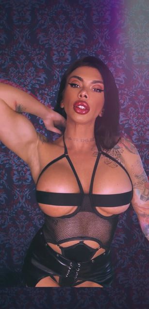 Model - NinaShay sexy