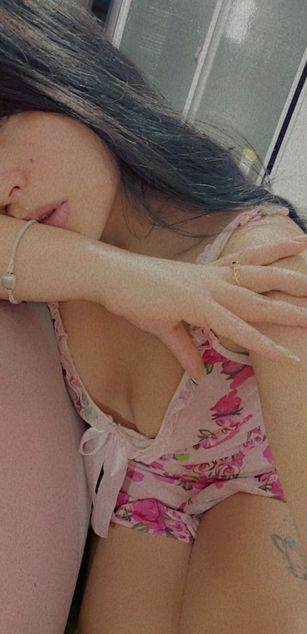 Model - ariakyubi petite