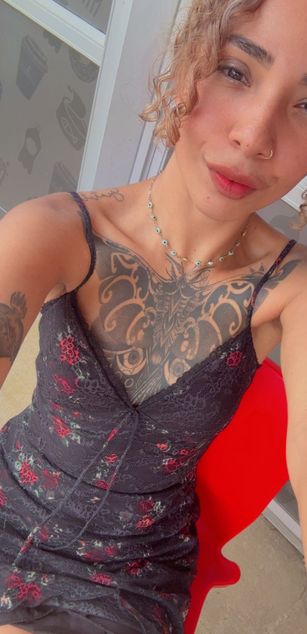 Model - SilvanaOwen LATINA