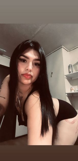 Model - Maggiebitchx sexy