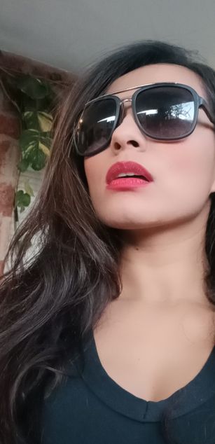 Model - latintrimorena sexy