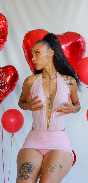 Model - TattoedLexi Ebony