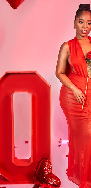 Model - AllisonTravis deepthroat