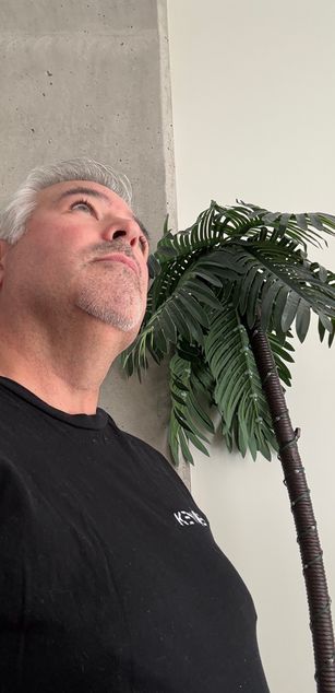 Model - Aarosteev2 blowjob