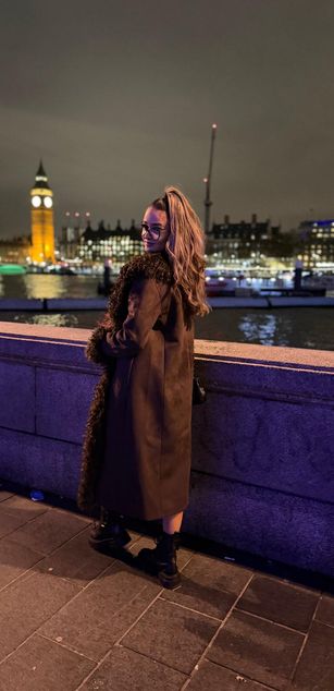 Model - LaceyDover fetish