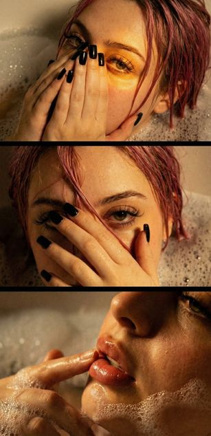 Model - KellyMoors curvy