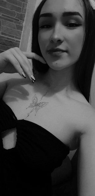 Model - RubyDevineh blowjob