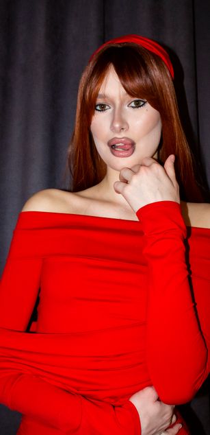 Model - AmandaKendal beautiful