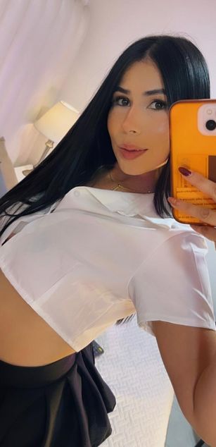 Model - AliceVasquez deepthroat