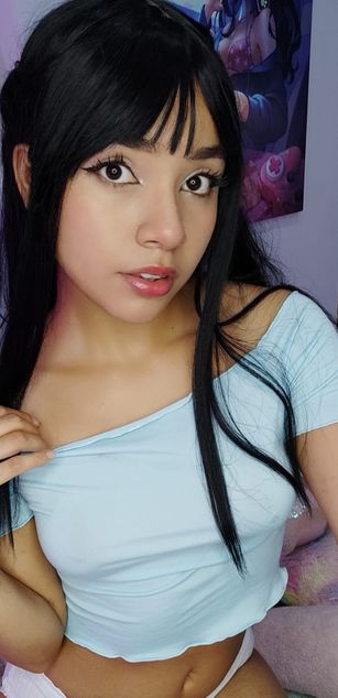 Model - Bella Sky JOI