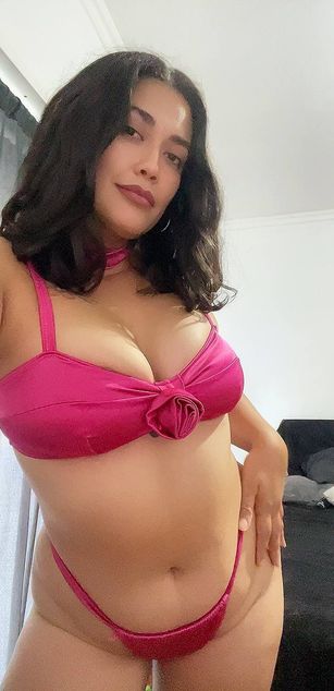Model - isabellalisa sexy