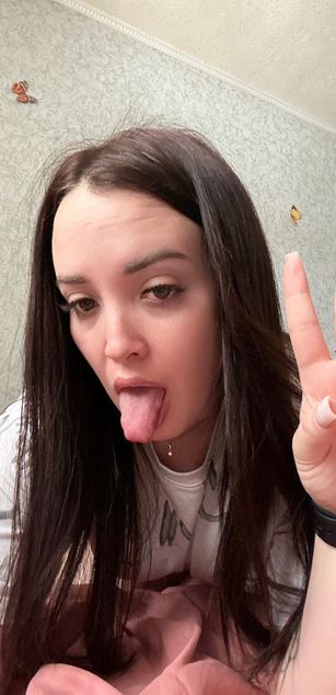 Model - Olechka deepthroat