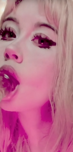 Model - Aissen Star dirtytalk