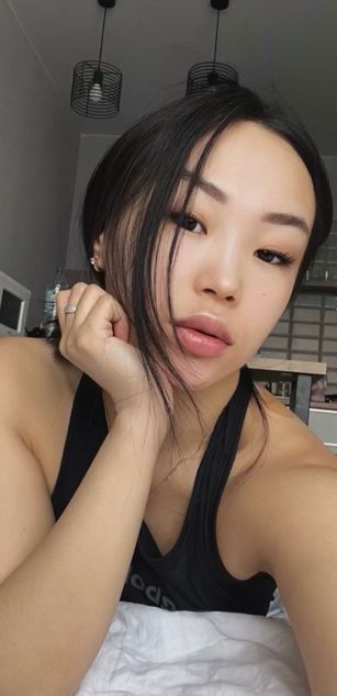 Model - ShyAsian deepthroat