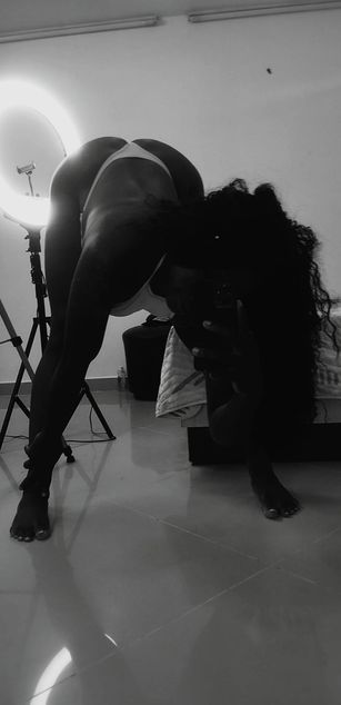 Model - AlishaPhoebe bigtits