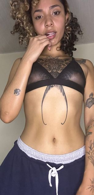 Model - SilvanaOwen LATINA