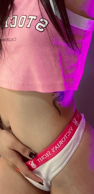 Model - Mia Taylor toys