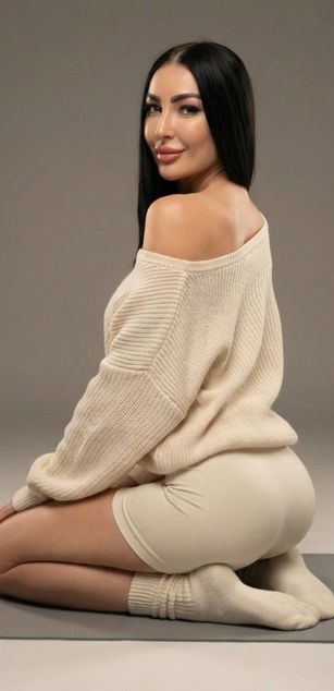 Model - Anelinsa ass