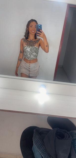 Model - SilvanaOwen LATINA