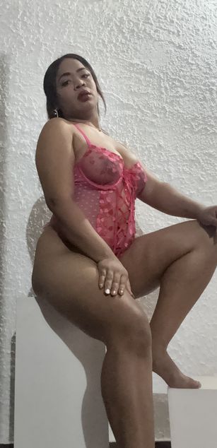 Model - Alicia deepthroat