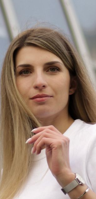 Model - Lucy dirtytalks