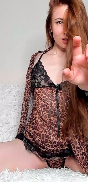 Model - toodeepthroat roleplay