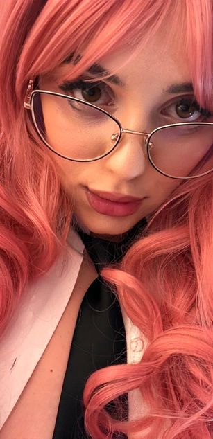 Model - Zara Candy deepthroat