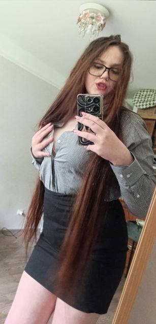 Model - TataRut Brunette