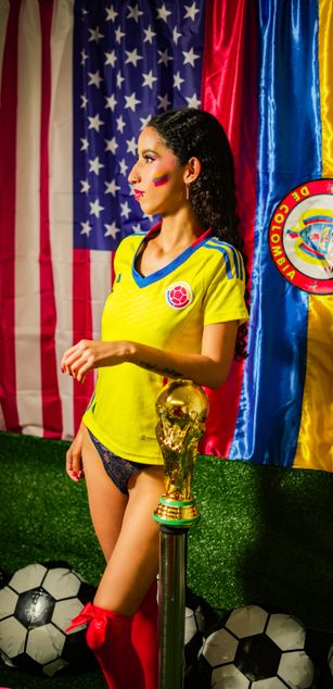 Model - Eimy Sanchez deepthroat