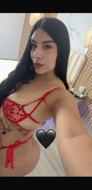 Model - Valentina Vega milf