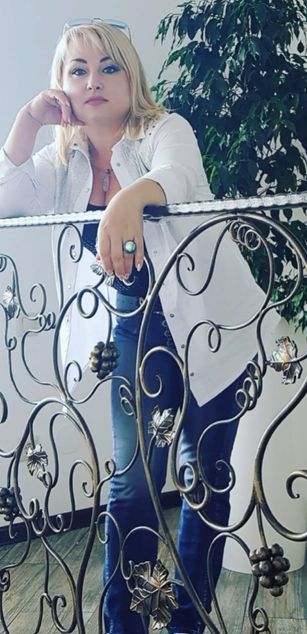 Model - Nata Manu pussy