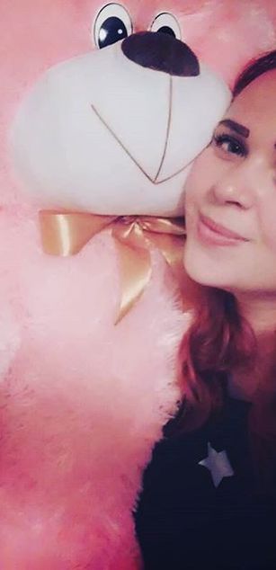 Model - Virgin Anastasia striptease