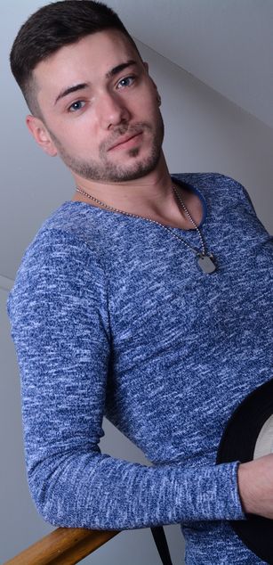 Model - Wallace dirtytalk