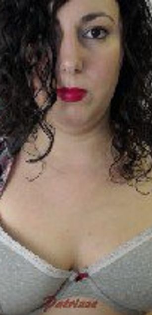 Model - Patrizze Martinez curvy