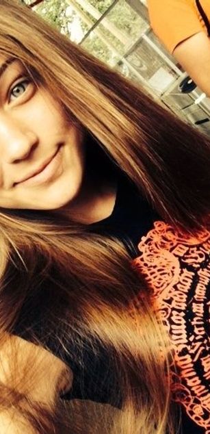 Model - Victoria blowjob