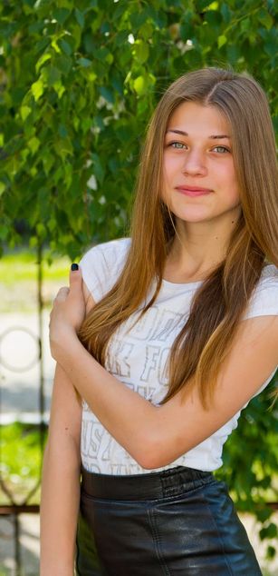 Model - Victoria blowjob