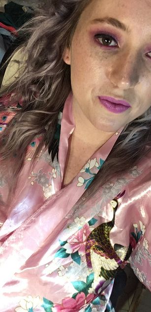 Model - Lucy London bigtits