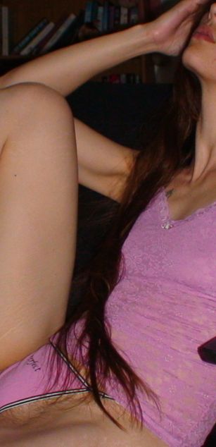 Model - Erotic Eva Squirts smoking