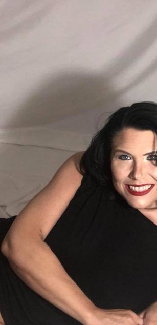 Model - Laynie Mox sexy