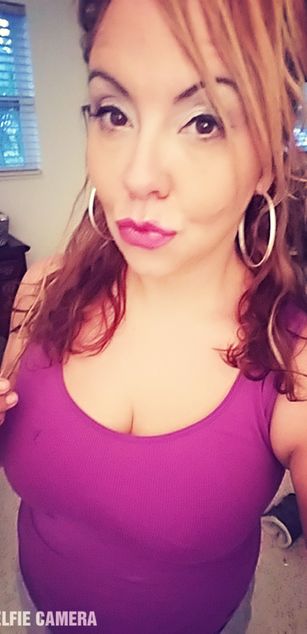 Model - Jennie Ana  milf