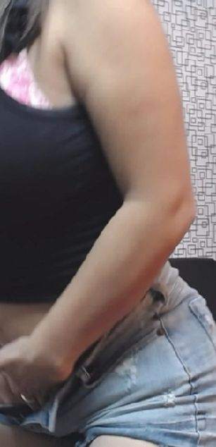 Model - Kendall Morrison ass