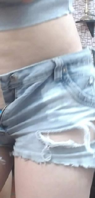 Model - Kendall Morrison ass