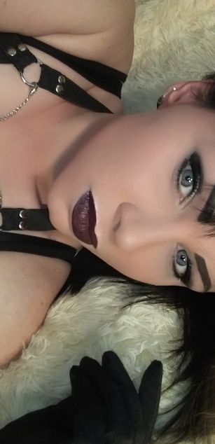 Model - AnnaLu heels