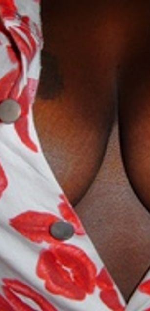 Model - MistressViv1 2