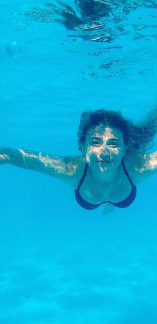 Model - Victoria blowjob