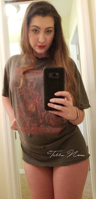 Model - Eve Moony toys