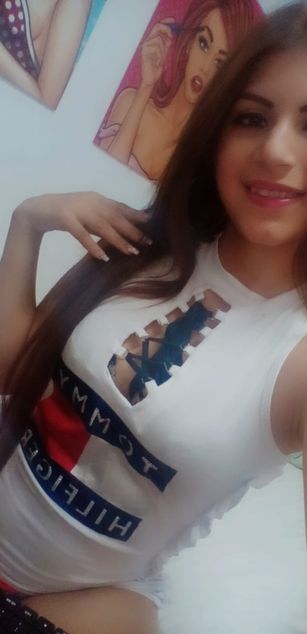 Model - nathalia ass