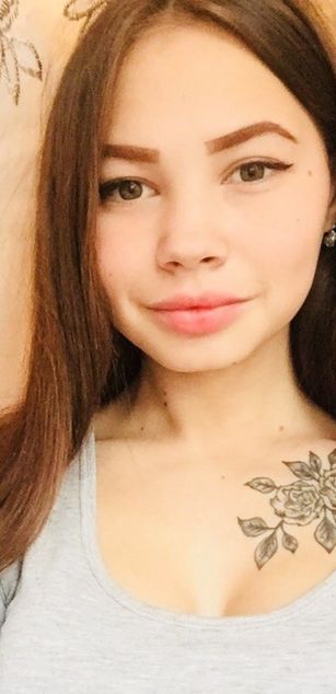 Model - HotMistressKarina blowjob