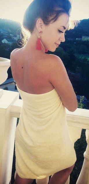 Model - Olga lickpussy